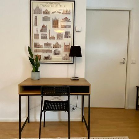 Tranquil Studio Near Nature, Free Parking& Wifi هلسنكي المظهر الخارجي الصورة
